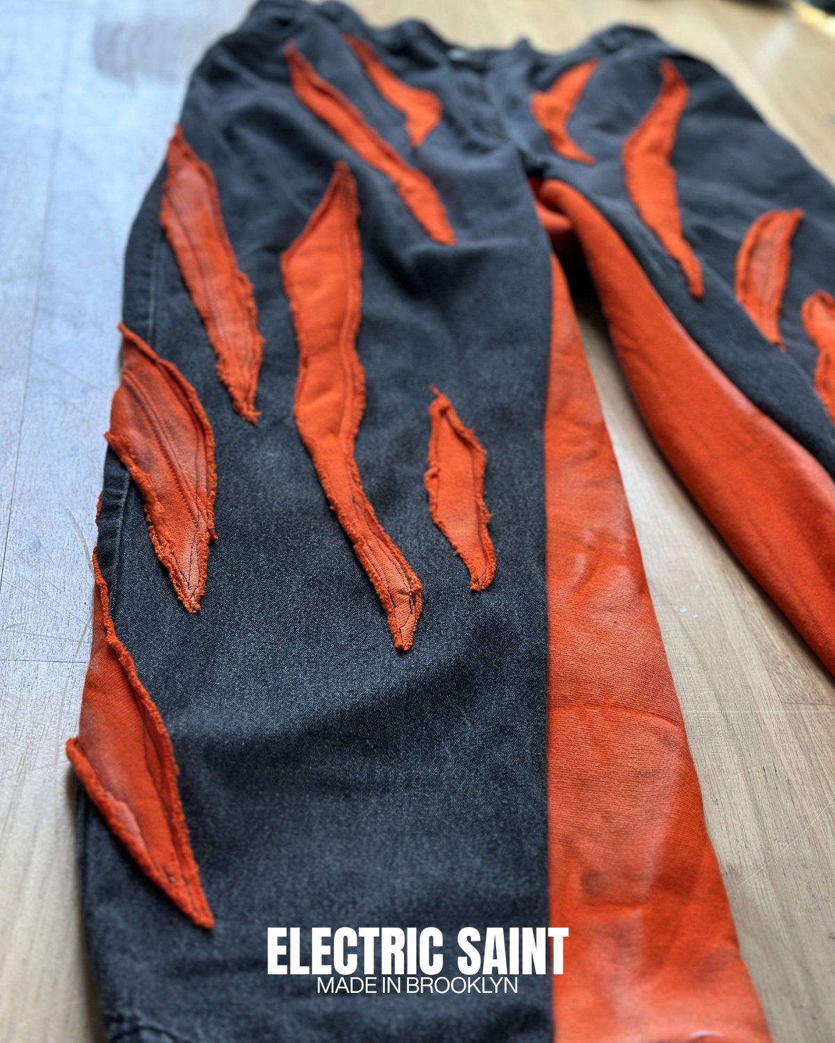 EYE OF THE TIGER 32/30 Custom Denim Jeans
